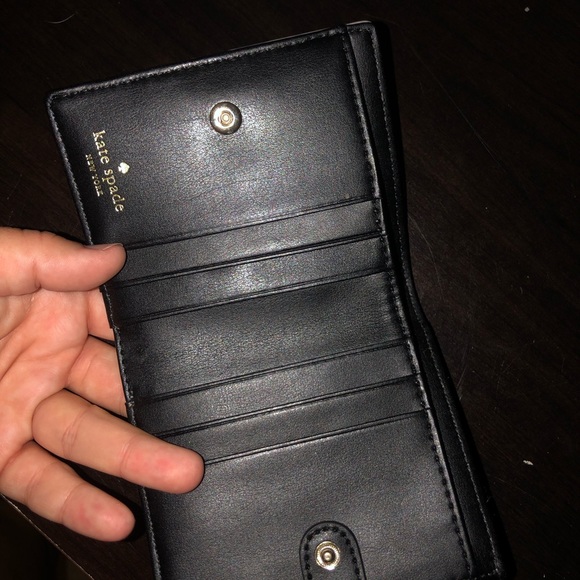 NEVER USED kate spade mini wallet - Picture 4 of 4